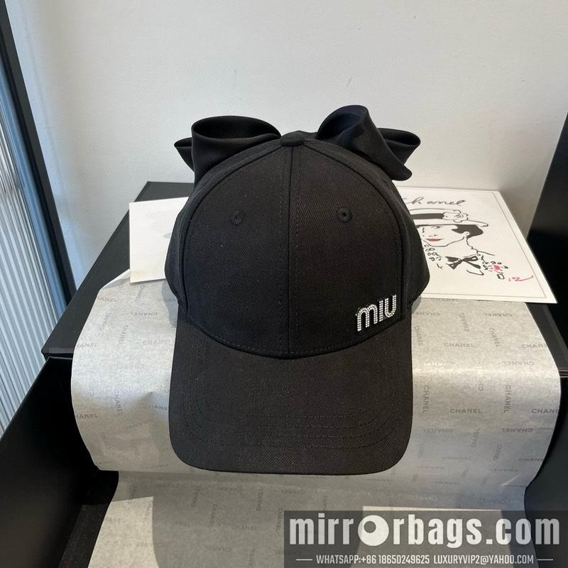 Replica Miumiu cap dx06