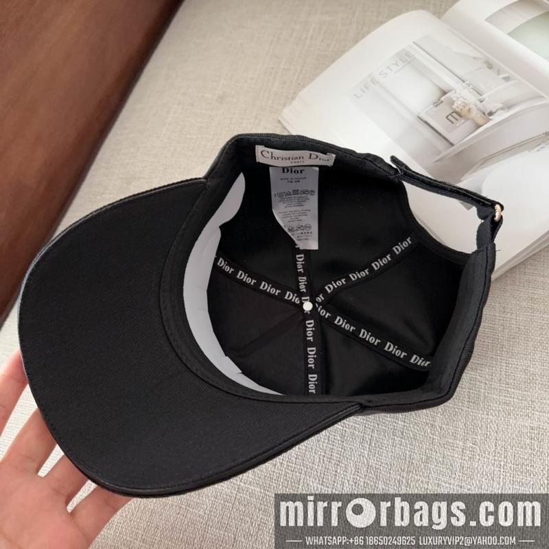 Replica Dior cap dx09