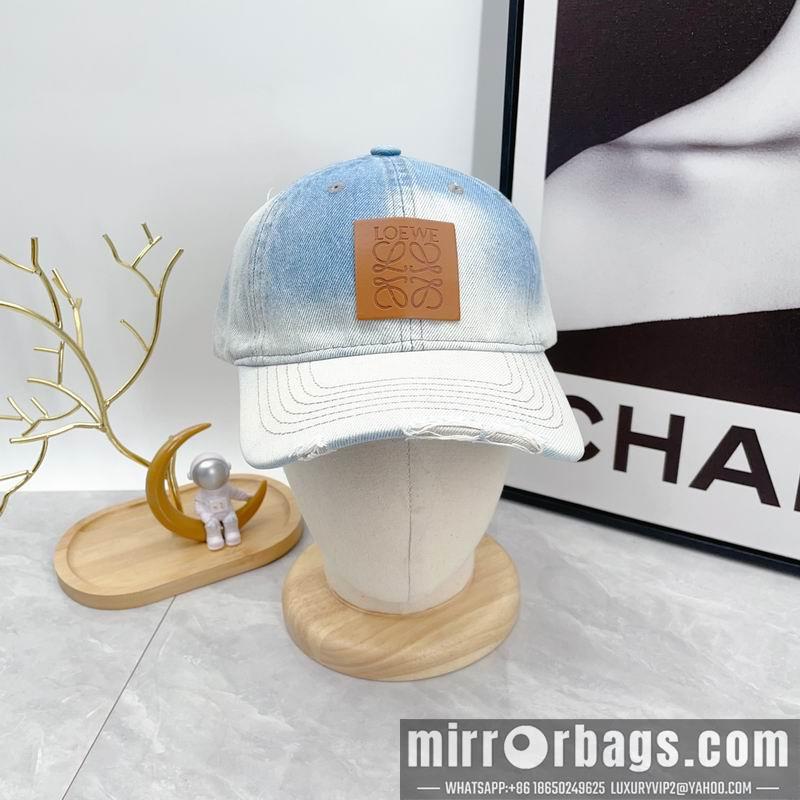 Replica Loewe cap dx48