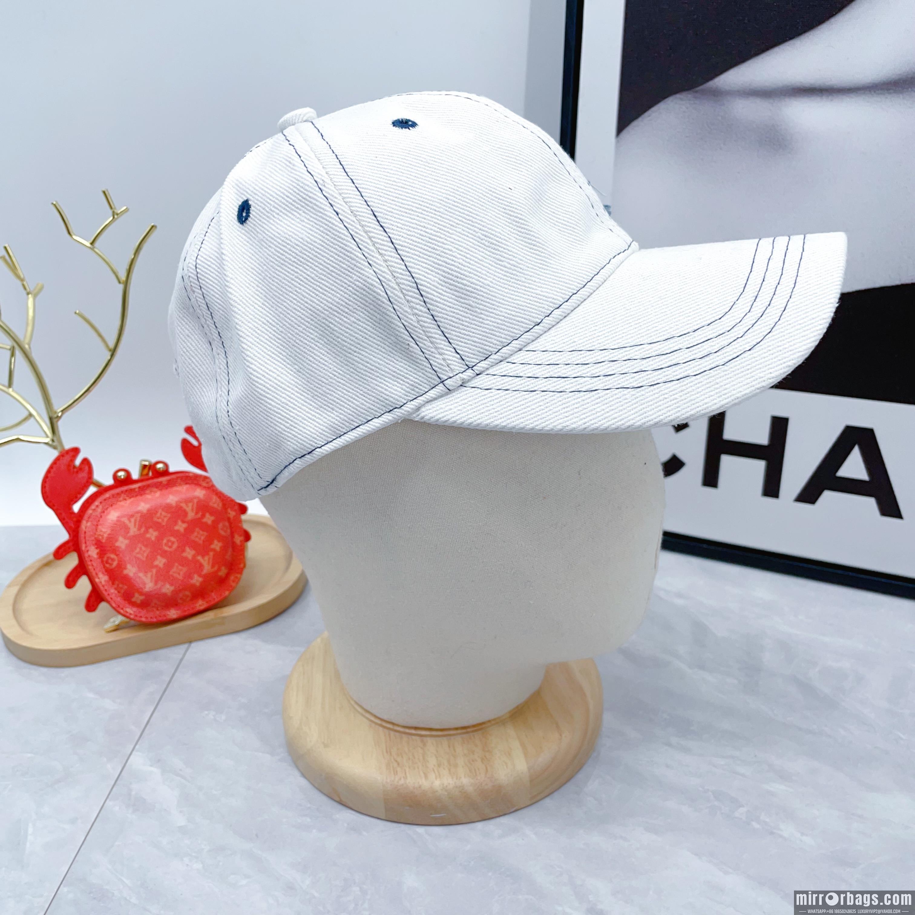 Replica Chanel cap dx01
