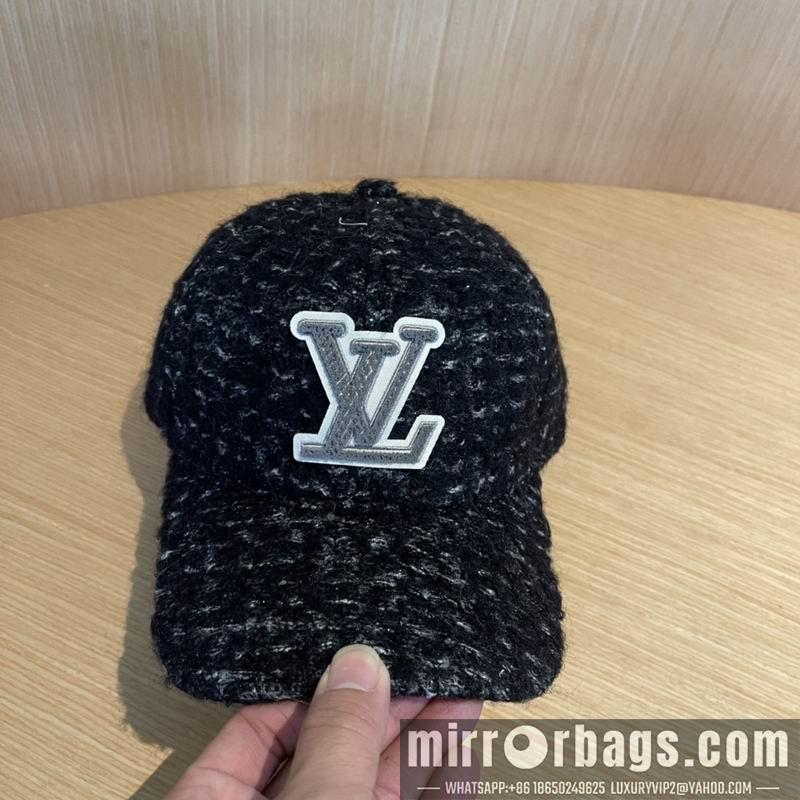Replica LV cap 121406