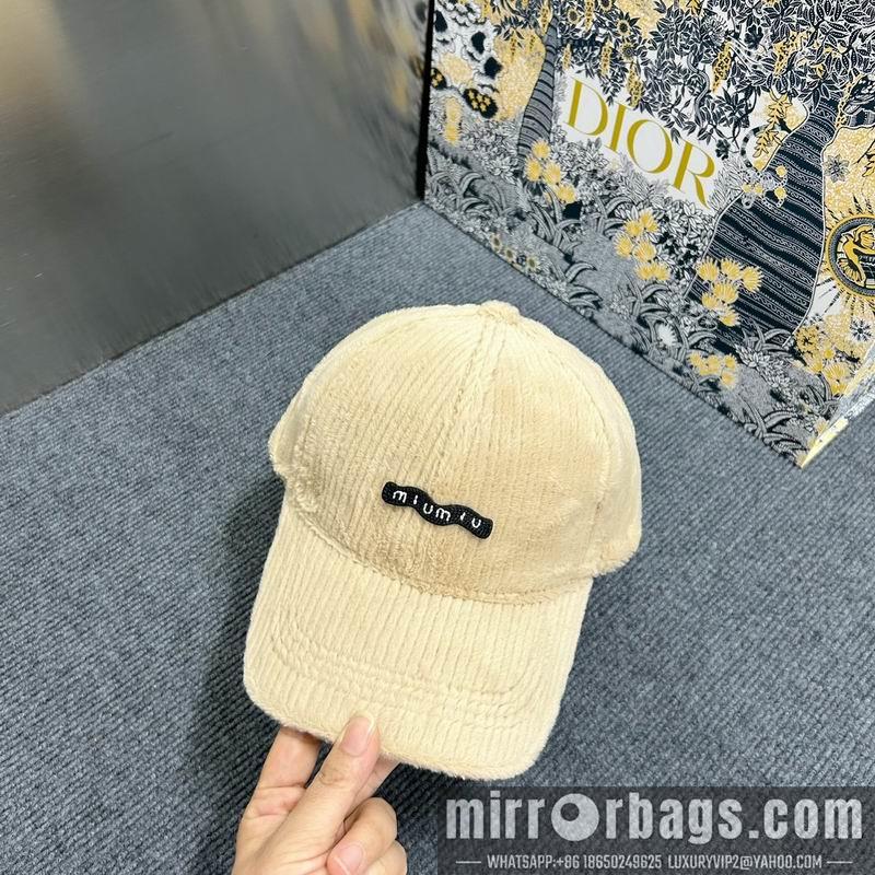 Replica Miumiu cap dx78