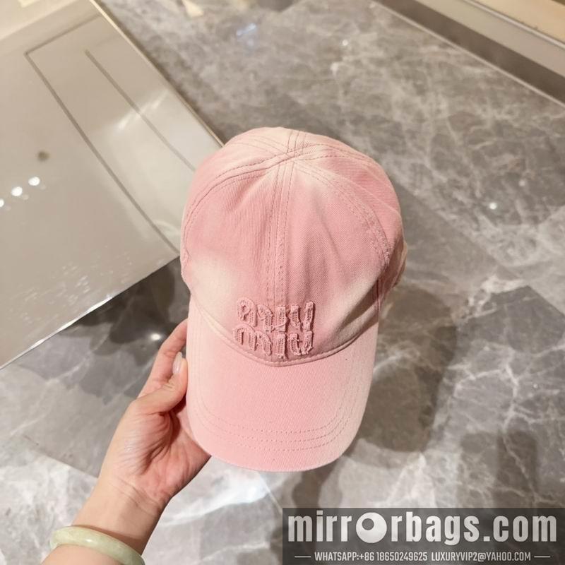 Replica Miumiu cap dx67