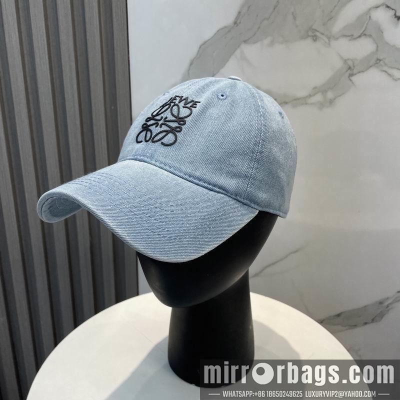 Replica Loewe cap dx55