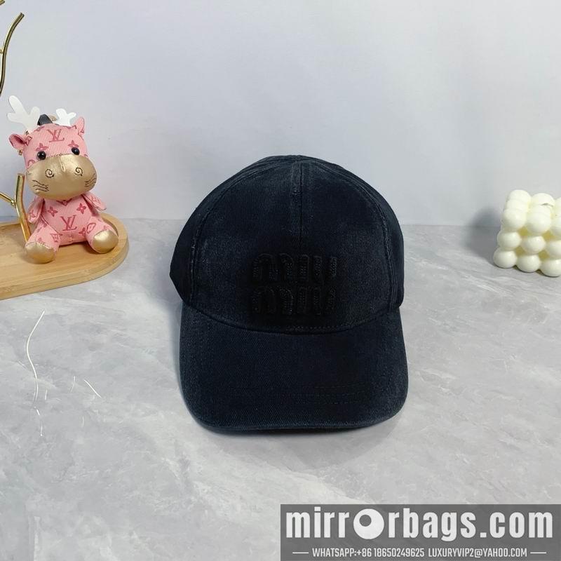 Replica Miumiu cap dx64