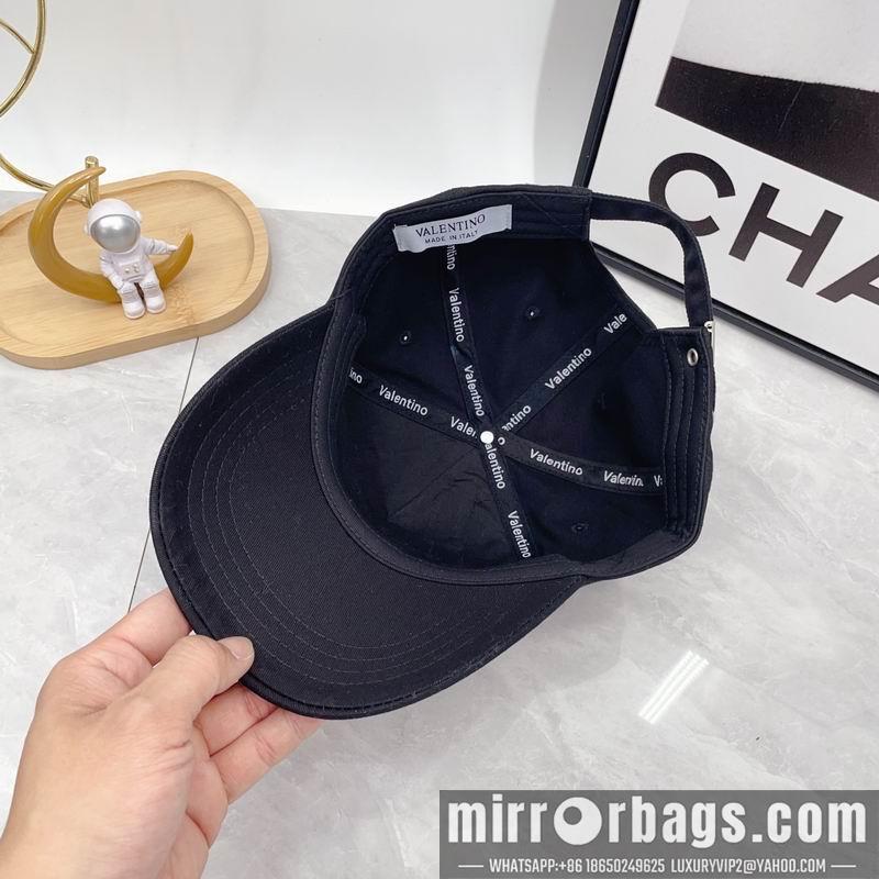 Replica Valentino Hat dx04
