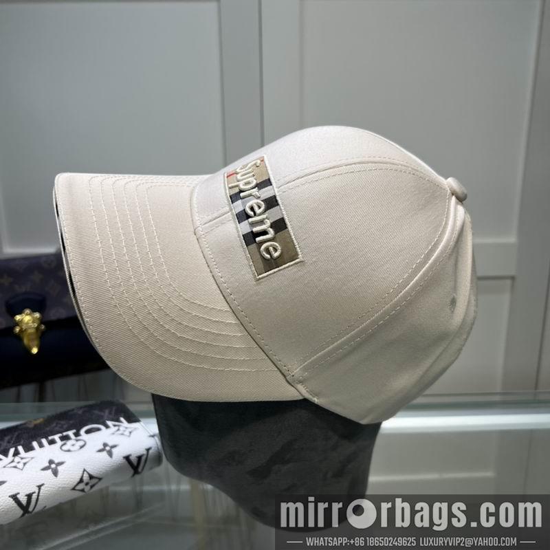 Replica Supreme cap 01