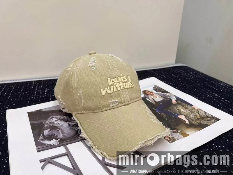 Replica LV cap dx109