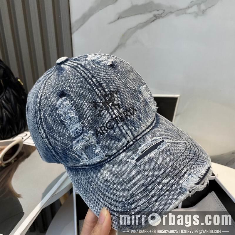 Replica Arcteryx cap dx18