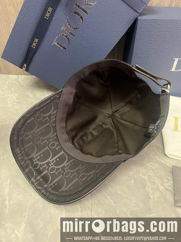 Replica Dior cap dx05
