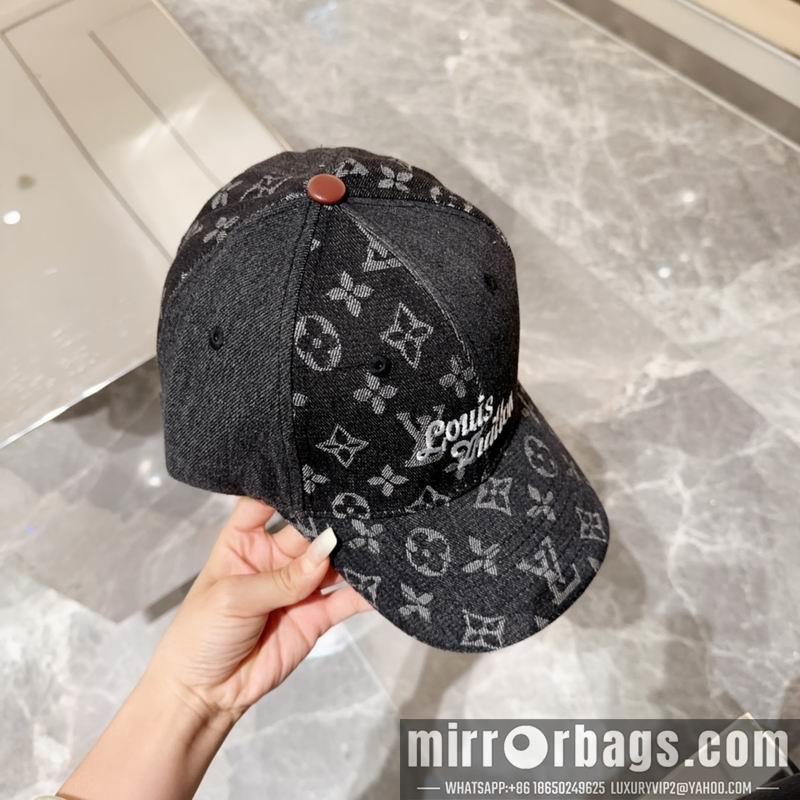 Replica LV cap dx99