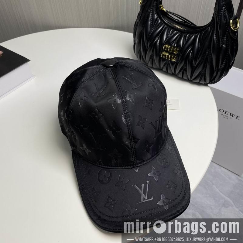 Replica LV cap dx44