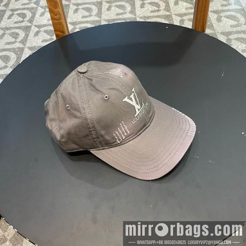 Replica LV cap 020802