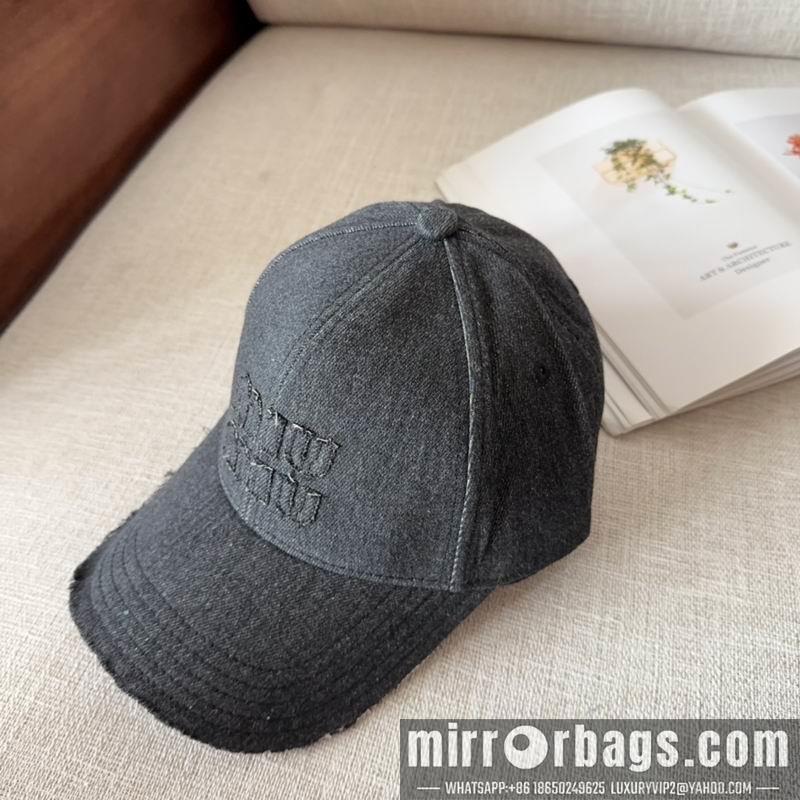 Replica Miumiu cap dx13