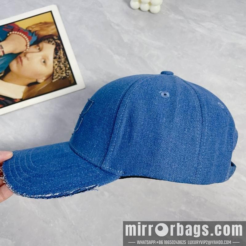 Replica Miumiu cap dx38