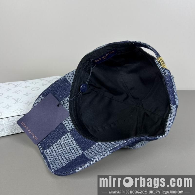 Replica LV cap dx21