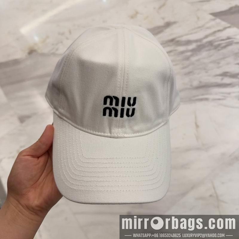 Replica Miumiu Cap dx35