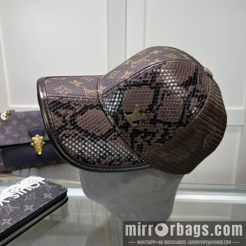 Replica LV cap dx17