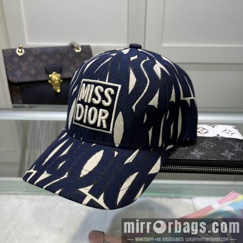 Replica Dior cap dx68