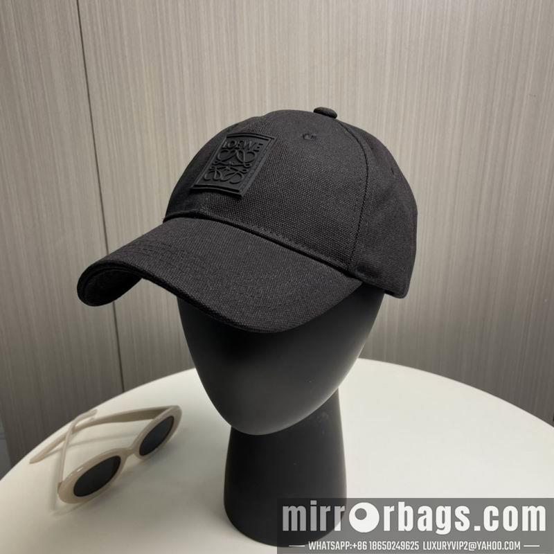 Replica Loewe Hat dx33