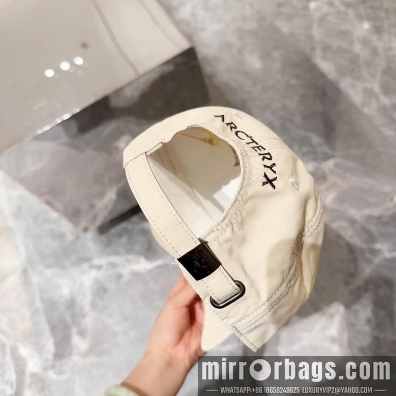 Replica Arcteryx cap dx11