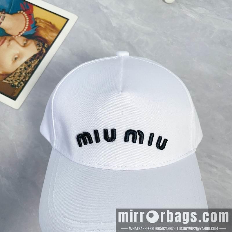 Replica Miumiu cap dx45