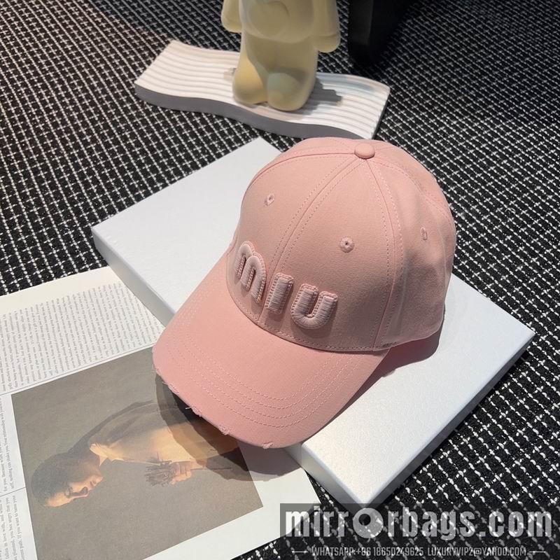 Replica Miumiu cap dx10
