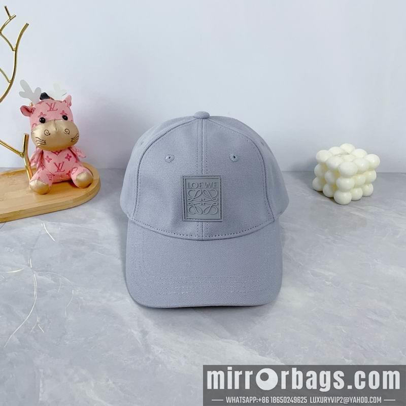 Replica Loewe cap dx20