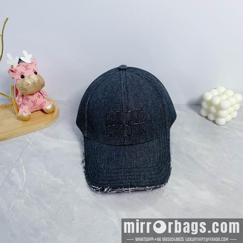 Replica Miumiu cap dx38