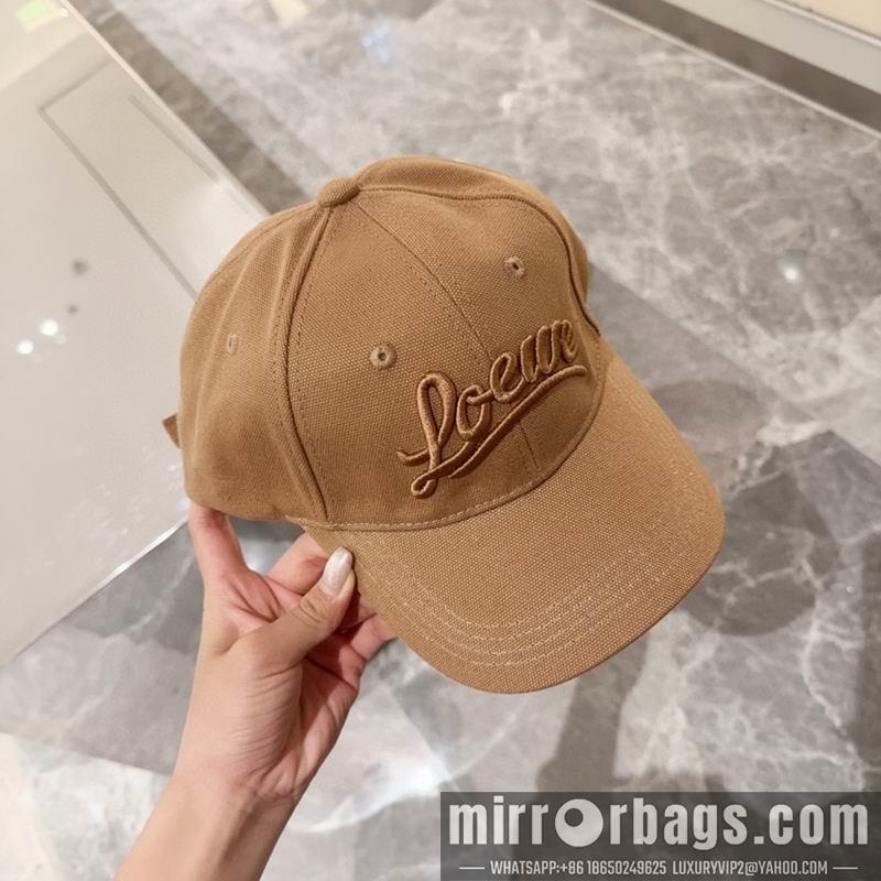 Replica Loewe cap dx44