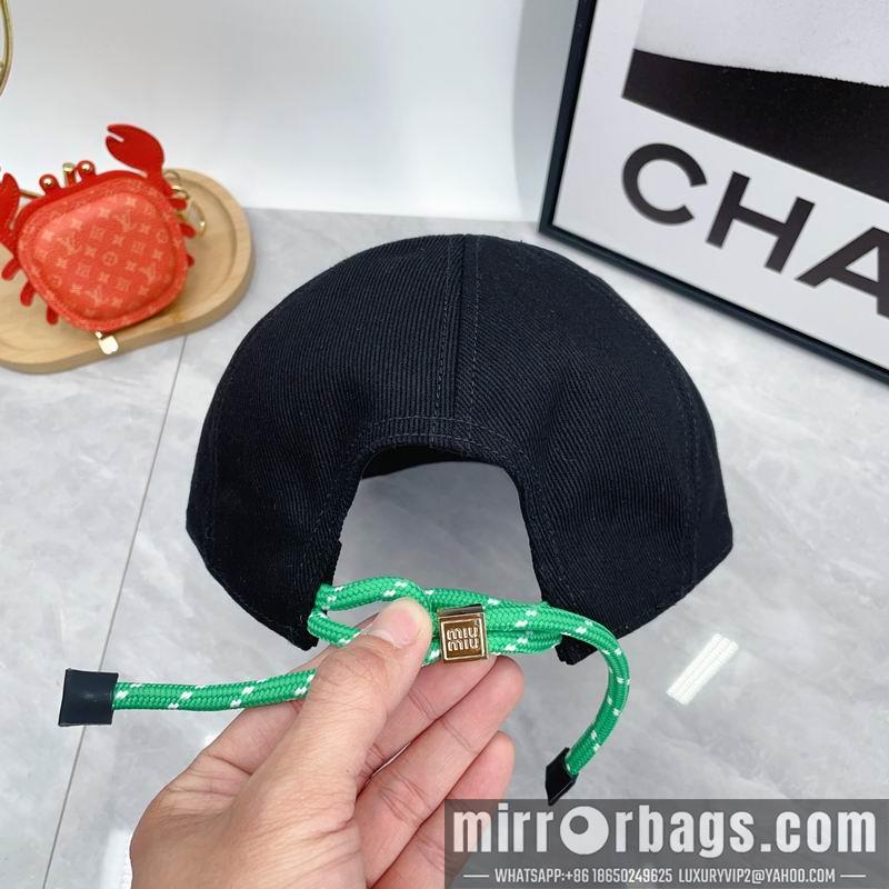 Replica Miumiu cap dx02