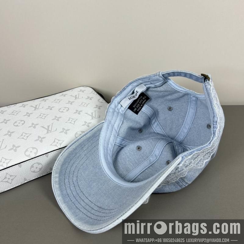 Replica Loewe cap dx45