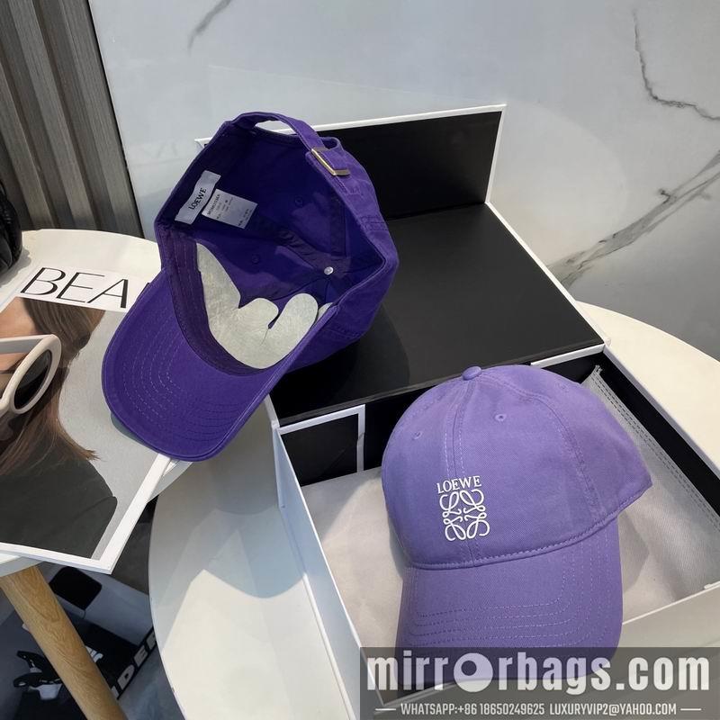 Replica Loewe cap dx49