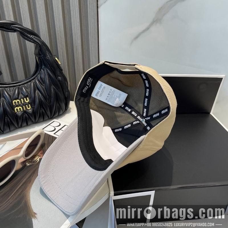 Replica Miumiu Cap dx31