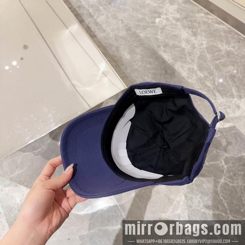 Replica Loewe cap dx44