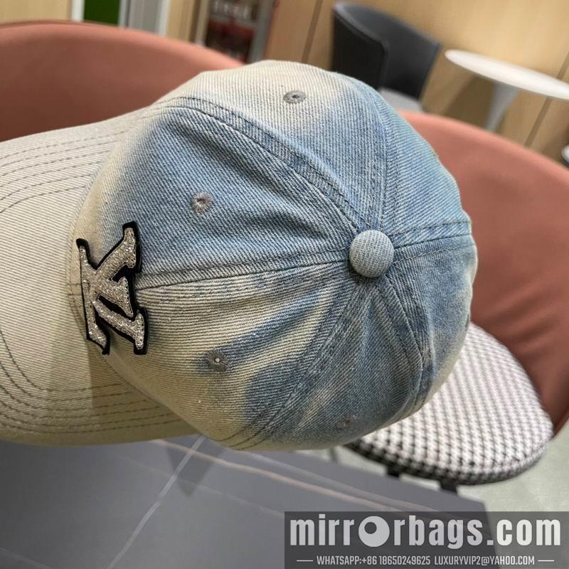 Replica LV cap 092201