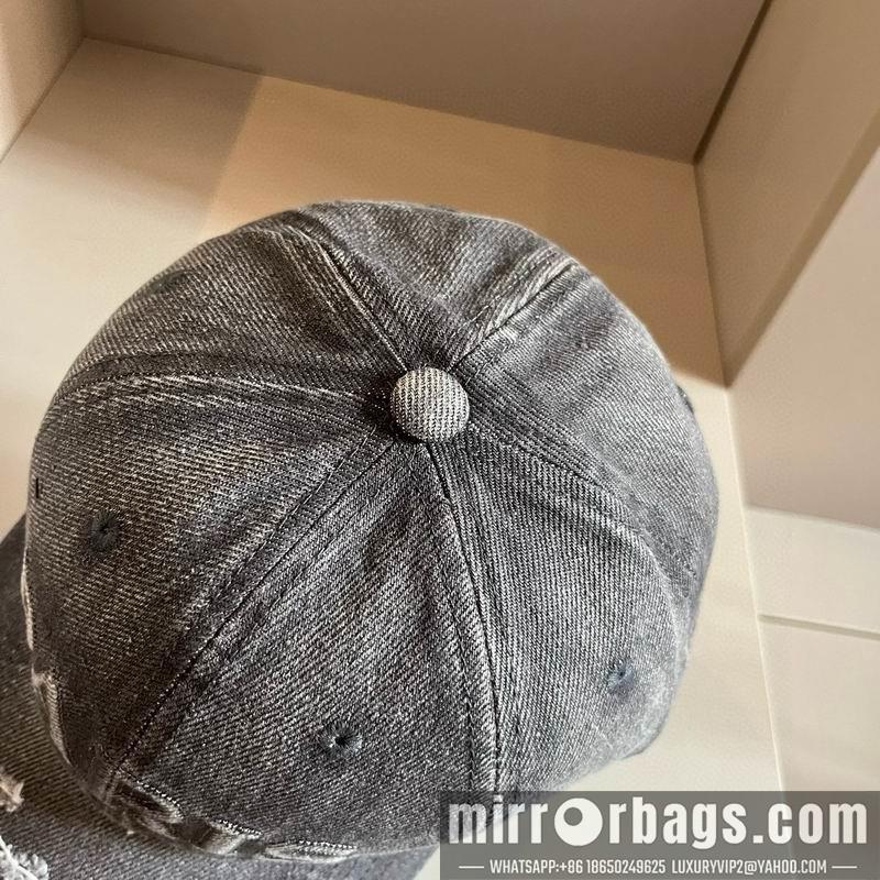 Replica Prada cap dx10