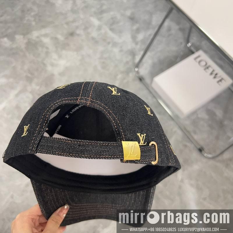 Replica LV cap 082605