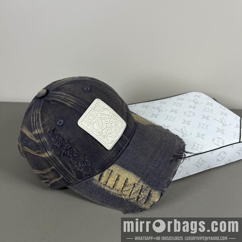 Replica Loewe cap dx42