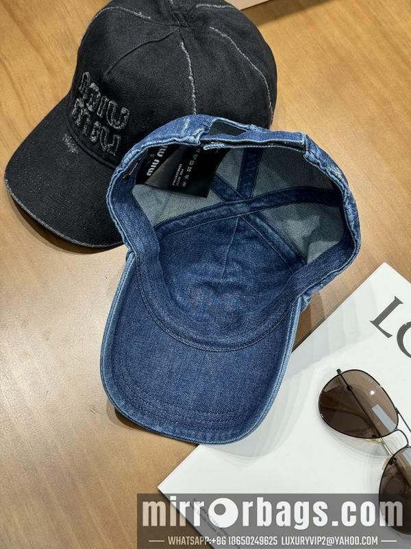 Replica Miumiu cap dx94