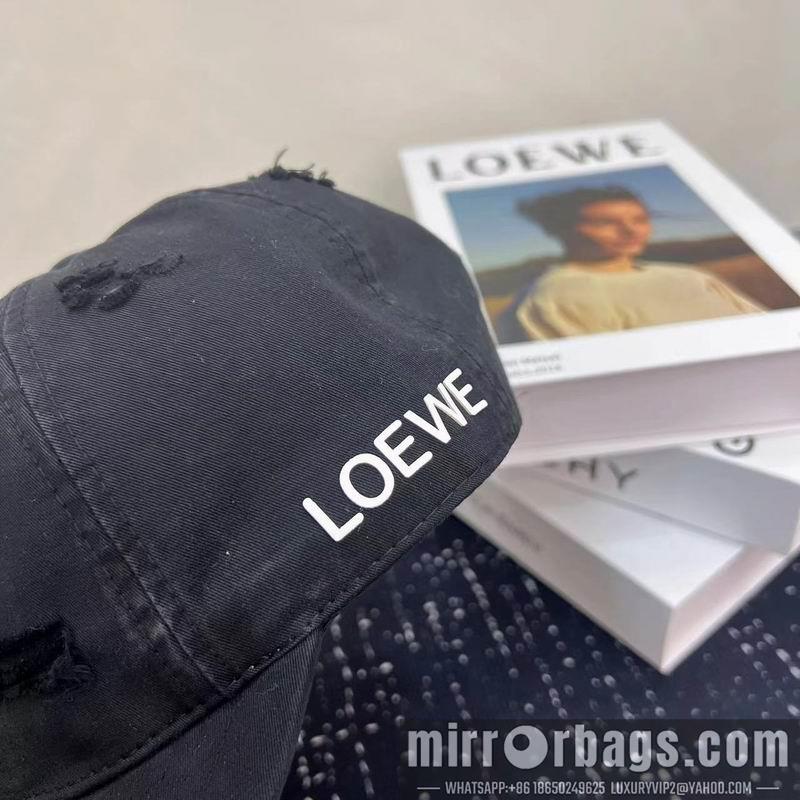 Replica Loewe cap dx18