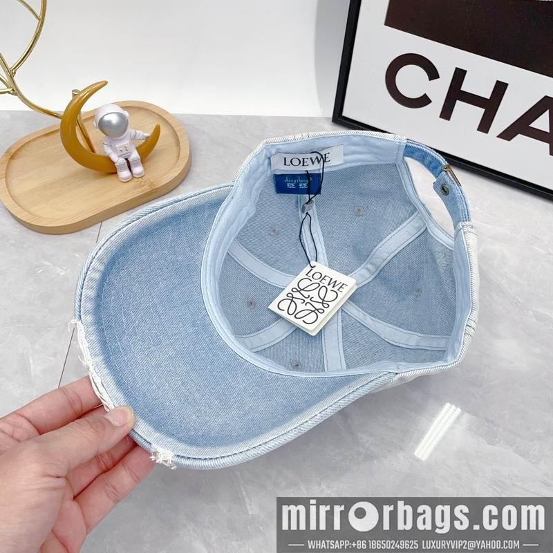 Replica Loewe cap dx48