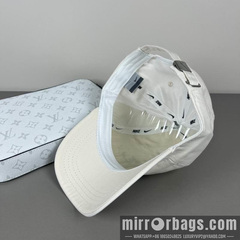 Replica Nike cap dx12