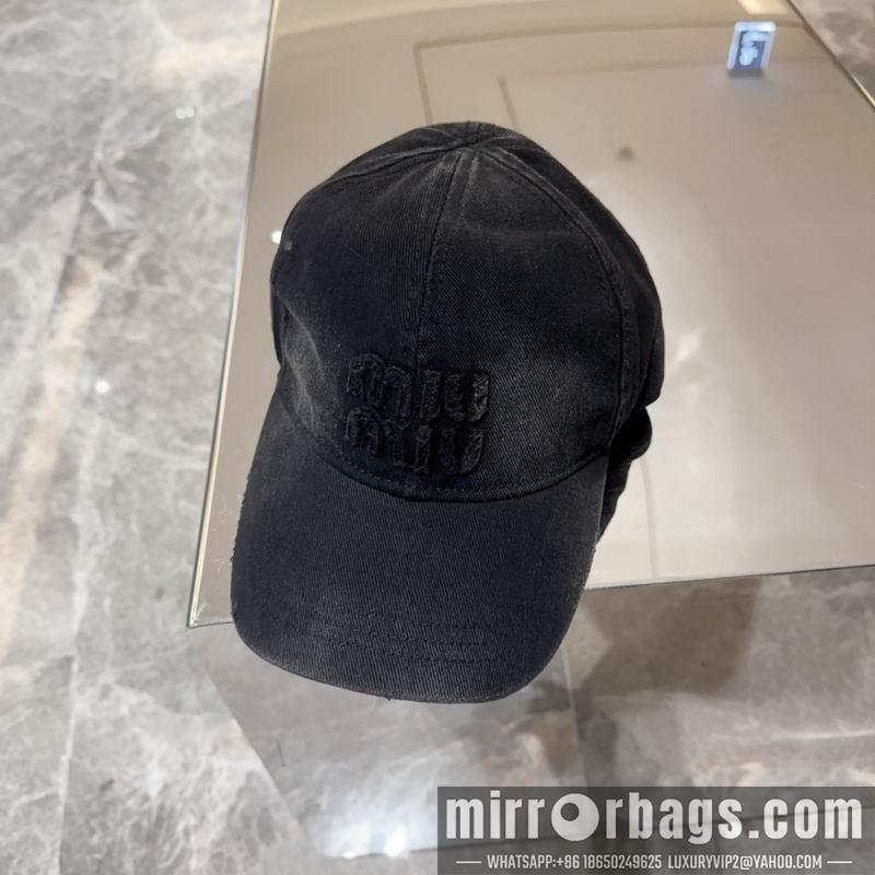 Replica Miumiu cap dx67