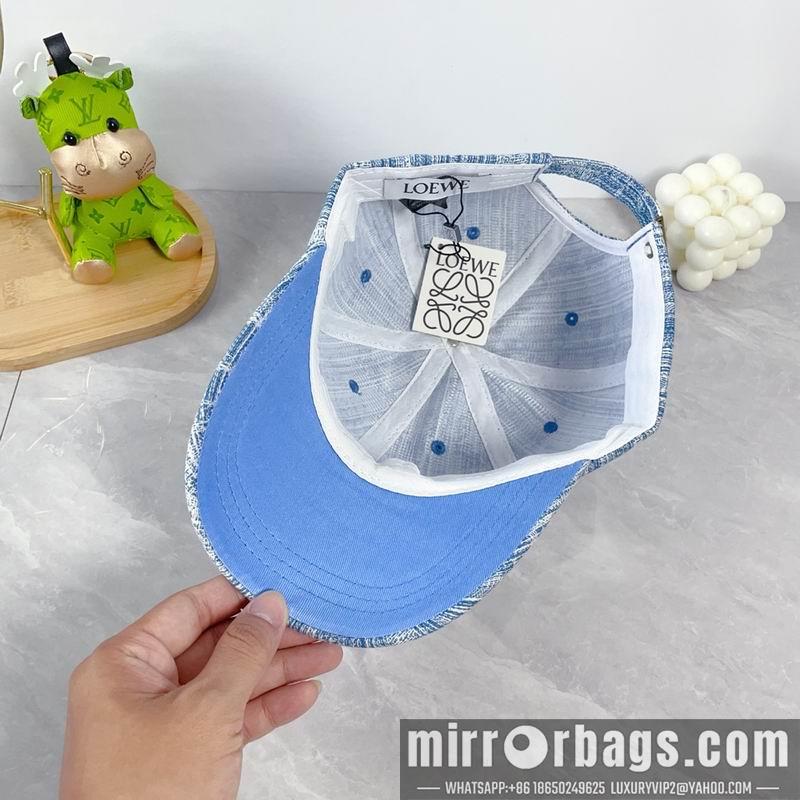 Replica Loewe cap dx27