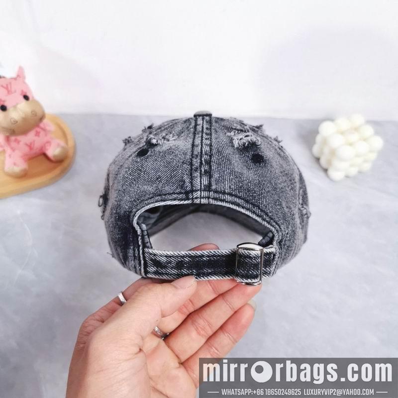 Replica Celine cap dx16