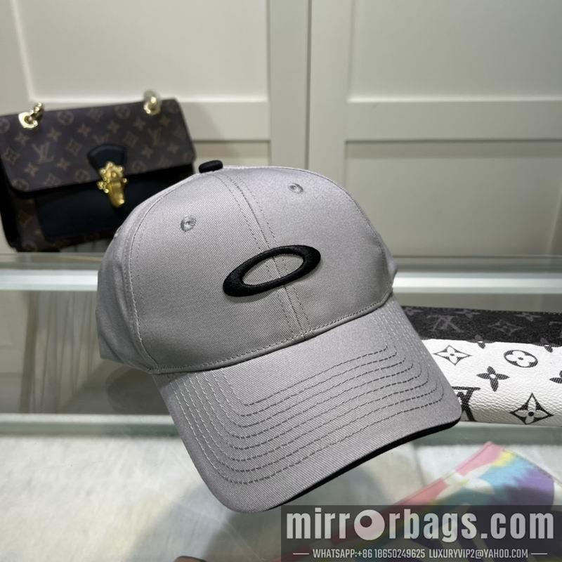 Replica Other cap dx07