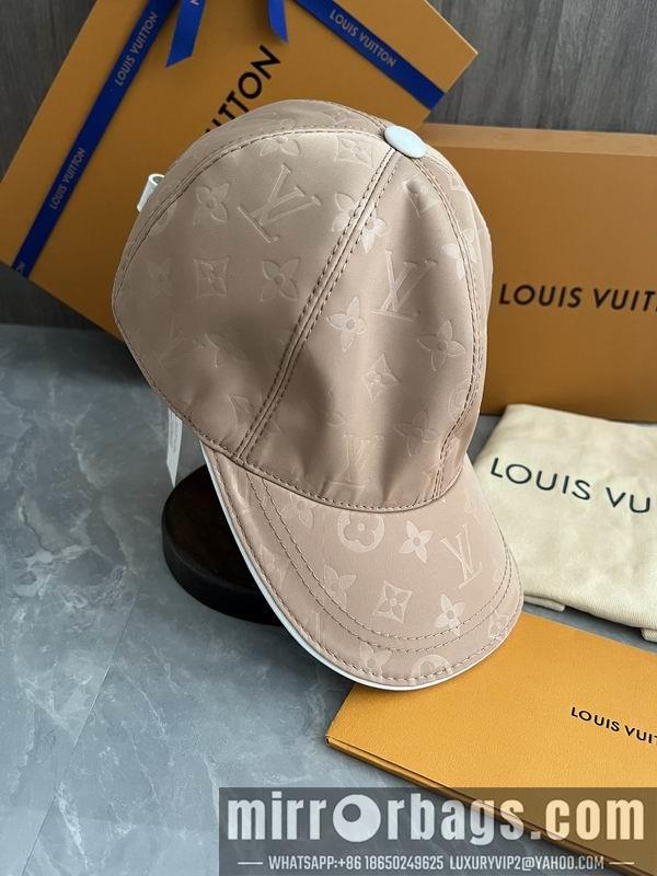 Replica LV cap dx03