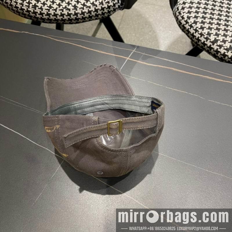 Replica LV cap 092701