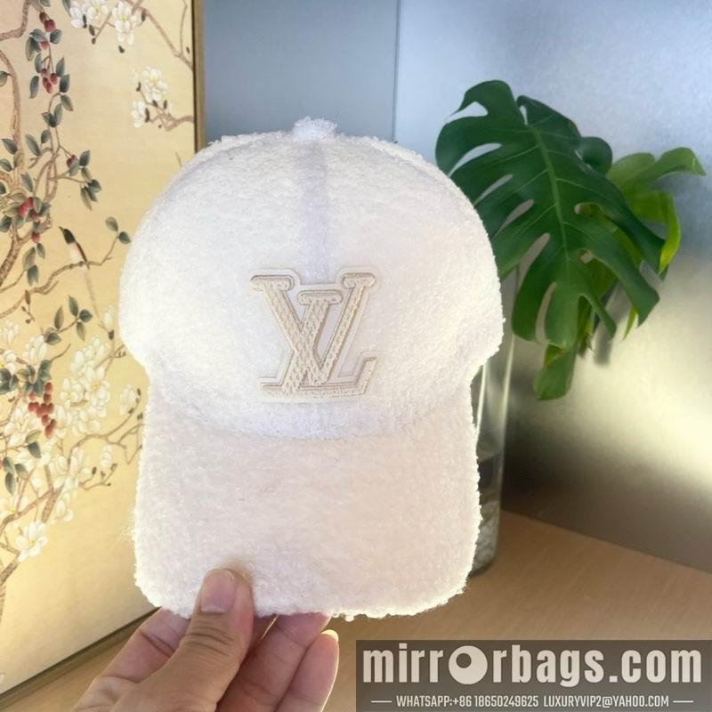 Replica LV cap 010601